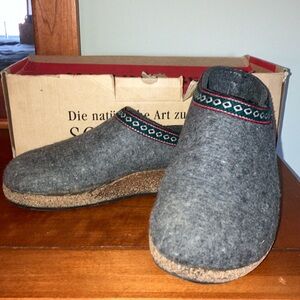 Haflinger Classic Grizzly in Grey, EU size 39
